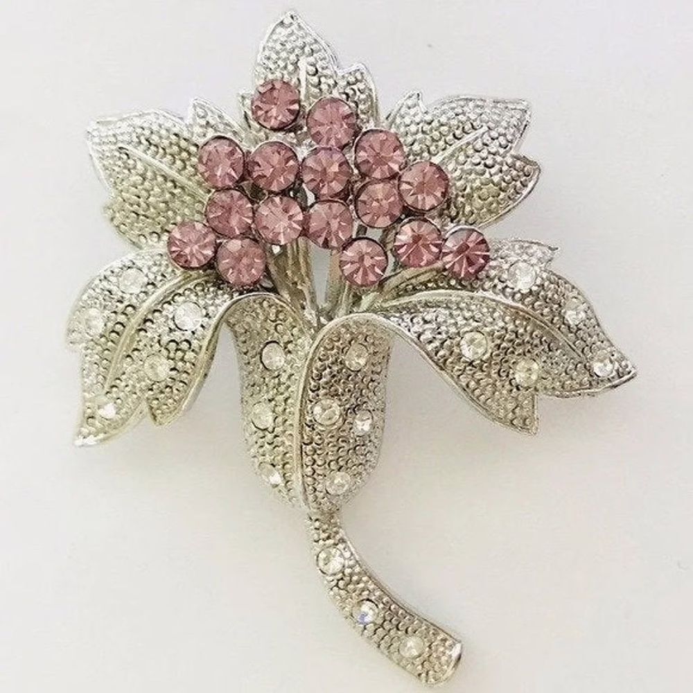 Vintage Flower Brooch Pin
